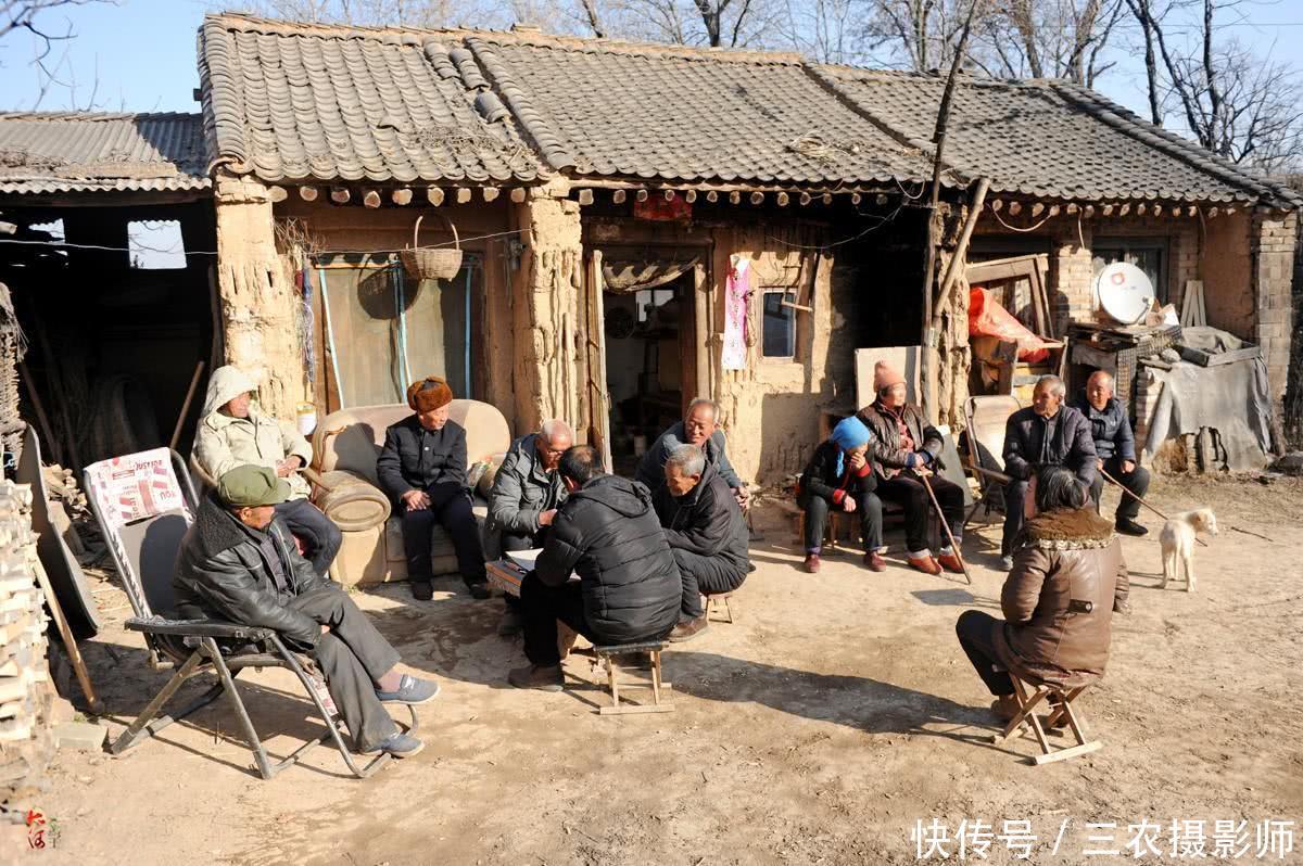 农村土地丢荒，以下四大原因，说明为何农民不愿意种地