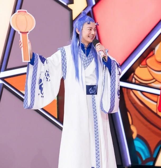  [气质]何炅模仿“敖丙”是在搞笑, 再看到马天宇的模仿, 瞬间被沦陷!