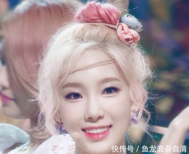  [暗沉]女人满脸“暗沉黄气”，逃不过3点原因！