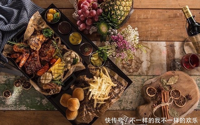 『餐桌』一张餐桌的长度,一双筷子的距离