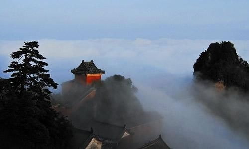 中国最赚钱的一座山，年收入是黄山的10倍！游客络绎不绝！