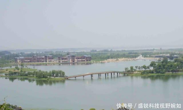  「徐州」江苏一个市，比常州、无锡还小，却比南通、徐州还富裕