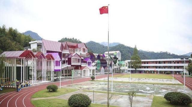  [盖楼]农村会不会给盖楼？会不会大范围合并村子？