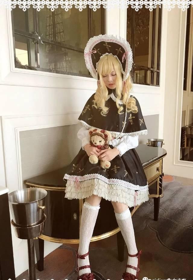 『小裙子』“Doll感”是什么?这样穿,你就是洋娃娃!