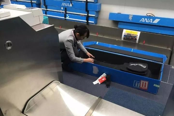 日本成田机场又火了! 这魔鬼细节简直变态!