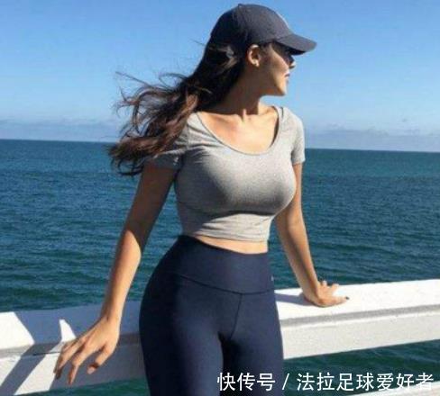 『女人』女人再美,裤子也别穿太紧,勒出三角区真尴尬!学聪明人穿,特美