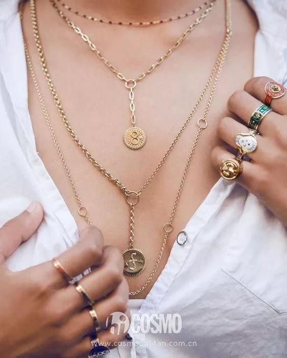 时髦办｜比choker更好搭的锁骨链，爱它