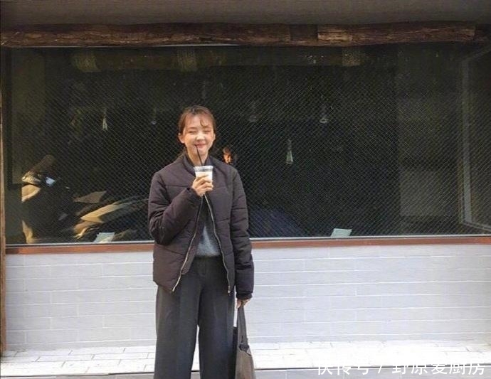  『冬季』“棉袄”失宠了！今年冬季最火的是十一款外套，时髦保暖还减龄