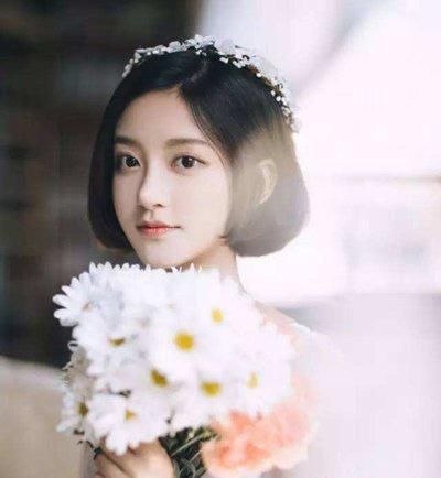 9款超甜的圆脸少女直发发型！