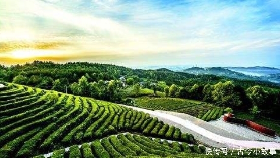  [村民]恭喜：湖北此县走运，两大高铁将交汇于此，村民：好日子