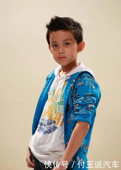 郑恺吴磊9年前后对比照,满满回忆杀,网友感慨:唐不苦长大了