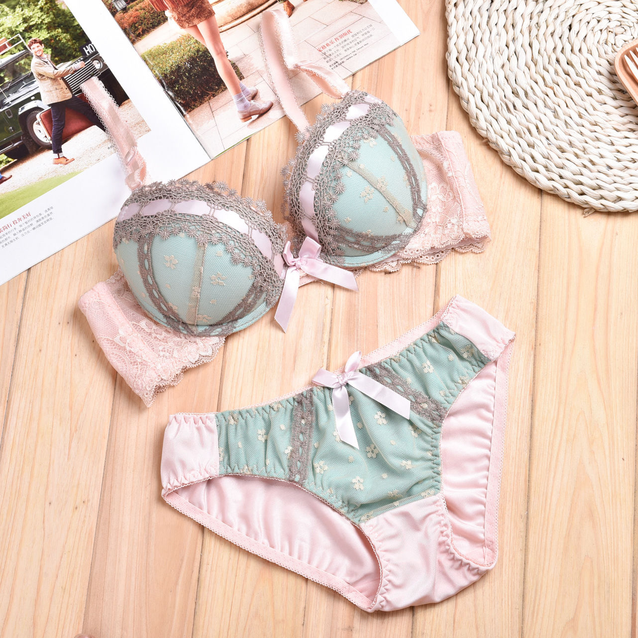 天天穿过久的文胸一点都不鲜，可以尝试一下这家，连设计都那么美