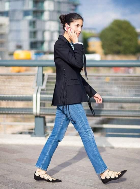 尖头平底鞋的舒适与优雅并存，高跟鞋的确不懂