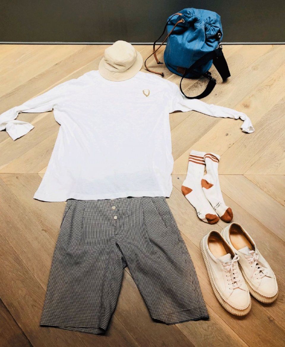 他和你男人一样只穿基本款，为啥他这么时髦?