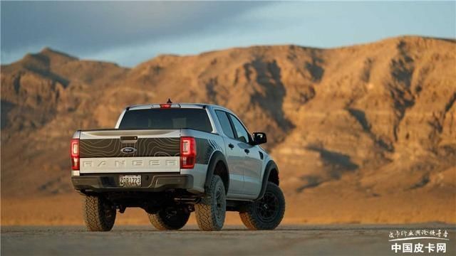  「采用」赛车版Ranger搭35升V6发动机底盘采用完全独立悬架
