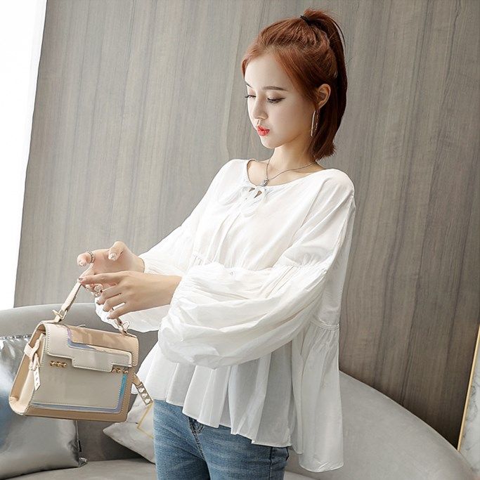 别再穿去年的连衣裙了!今秋流行穿这样的娃娃衫，连背影都美爆