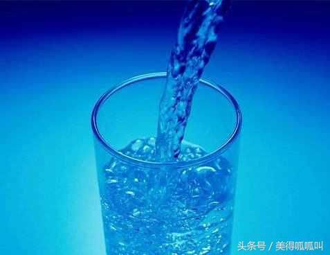 1瓶150元的天价水能防止缺氧，简直是笑话，网友称要买先查