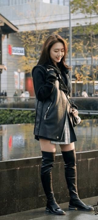 也许这就是“葫芦身材”吧，独属于紧身包臀裙的魅力！