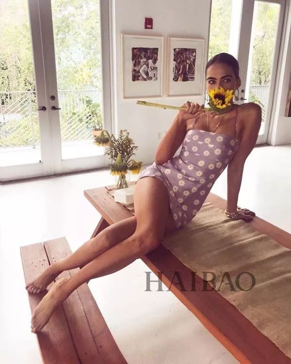 火了| 霸占热搜、大秀性感，2018世界杯第一美女原来是她!