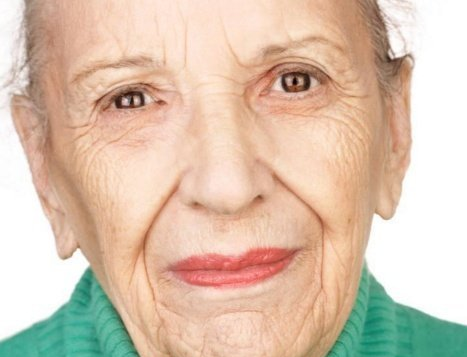 家中的小物,女人睡前用它抹脸,一周就能抚平皱纹,皮肤白嫩细腻