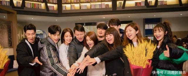 气质■罗云熙新剧杀青,穿西装霸道总裁气质尽显,白鹿变邻家小女孩!