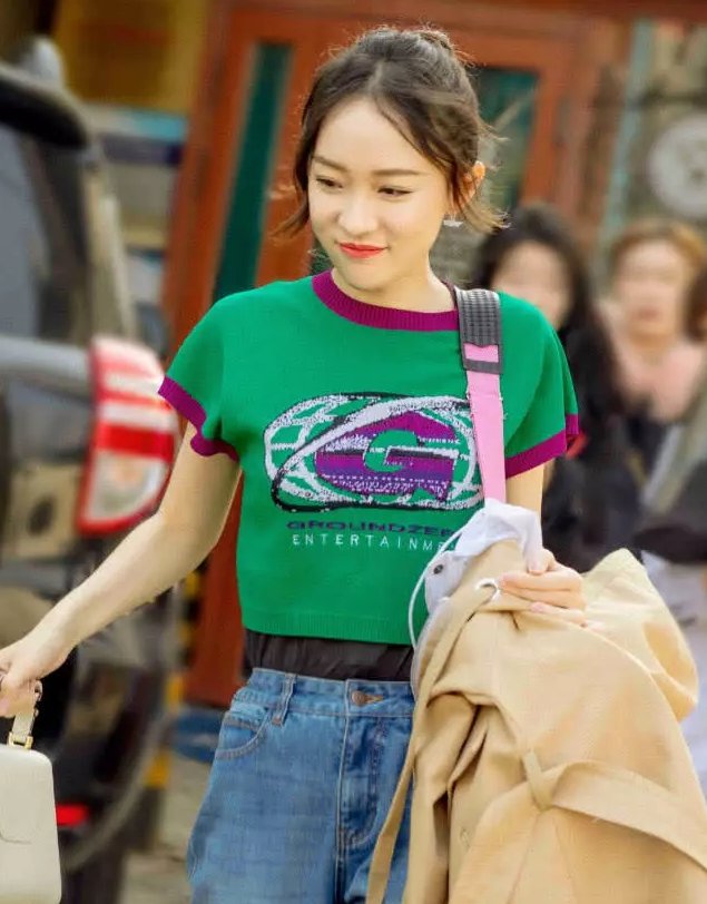 霍思燕不仅穿杜江的衣服，还要把袖子剪开，杜江不敢正眼看了!