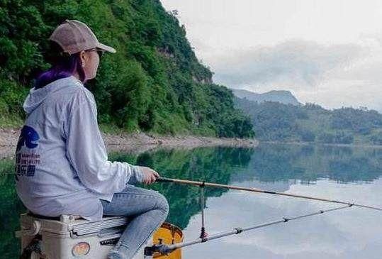  「渔获量」野钓鲶鱼提升渔获量的绝招，钓鱼前辈用这几个招式让渔获量翻倍