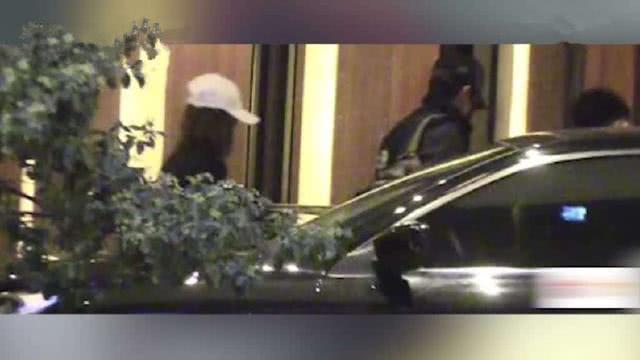 冯绍峰赵丽颖街边被拍，但是却有粉丝质疑真假