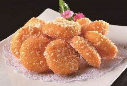 怎样做红薯饼简单又好吃 t01025644d078dbf473.jpg