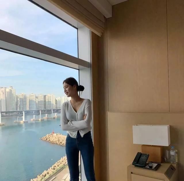  「值得」春日必备单品|一衣N搭的开衫再一次刷屏,真的值得买