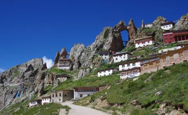 9年陪伴，2次进藏，小爱征服川藏线