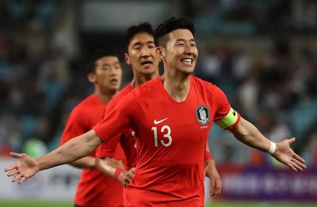 热身赛综述:韩国2-0!孙兴慜进球金英权首发 沙