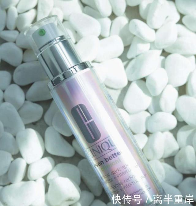  『抑制黑色』女人过了30岁，哪些美白精华值得入手？