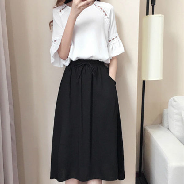 没到1米6的老婆把高跟鞋扔了，穿这样短套装，搭平底鞋也显高