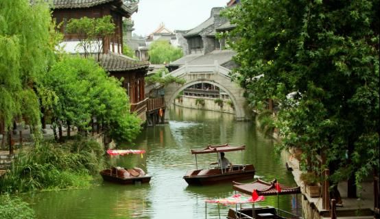 山东最美的古城:融合南北古城风韵,却在豪迈的山东显得格格不入