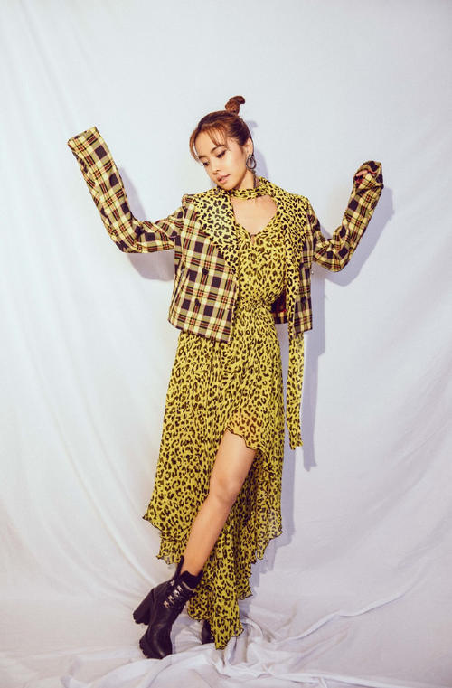 38岁蔡依林真会穿!身着豹纹装气场全开,网友:一般人无法驾驭