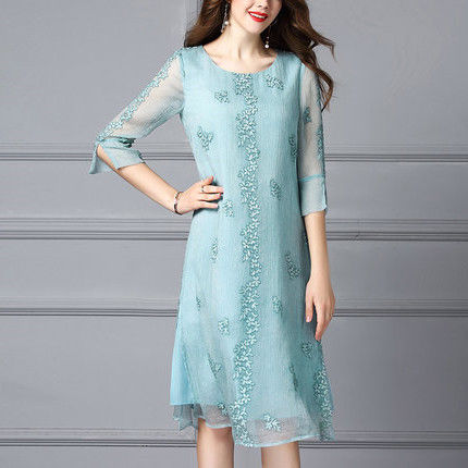 60后的我从不敢穿裙子，老公给我买了这a字裙，我把裤子都扔了