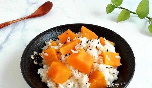  「皮肤」自从婆婆学会这样煮饭后，皮肤变好了，身材苗条了，越活越年轻！