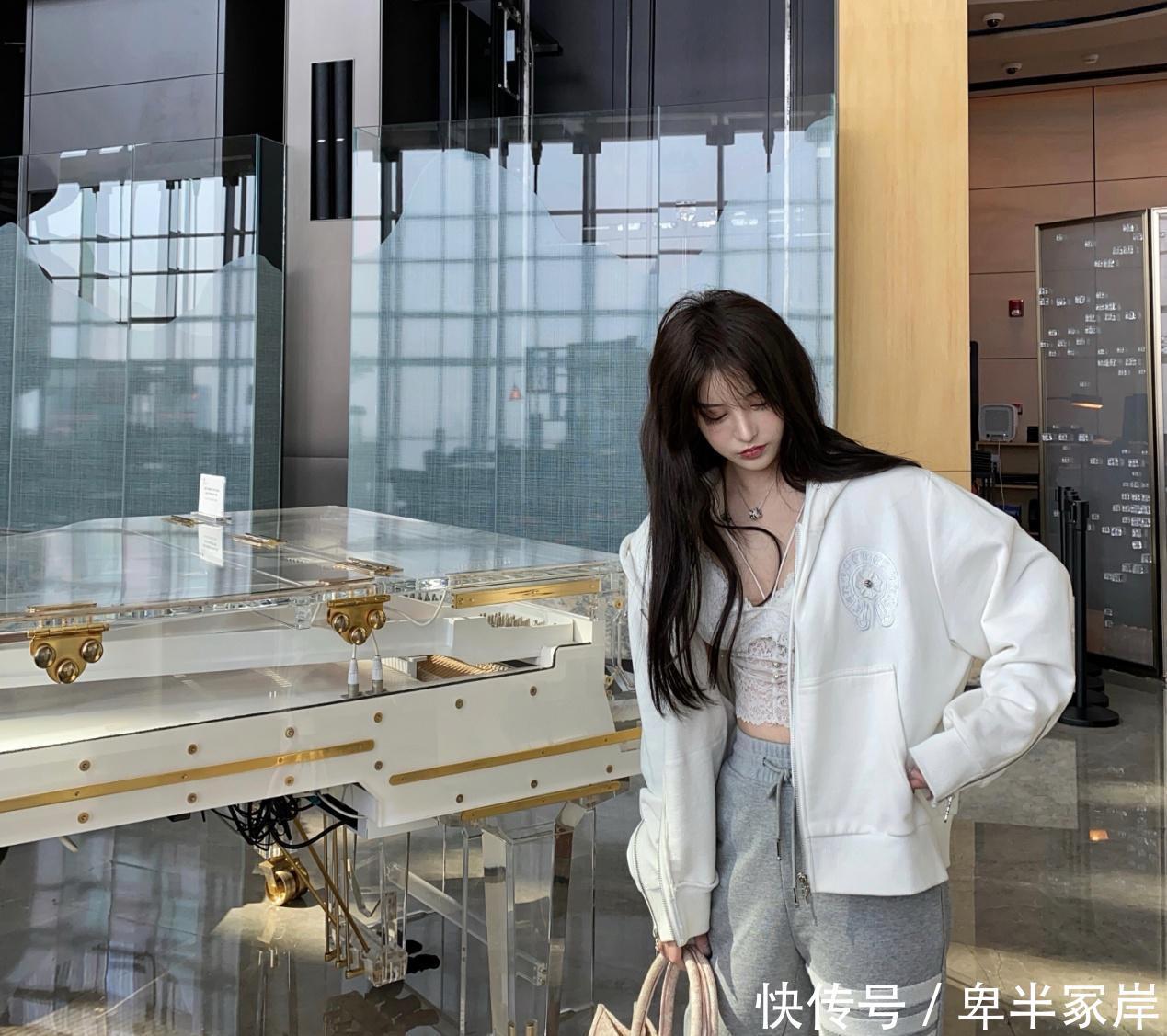 『气质』春季怎么穿才减龄?这十套look很显气质,轻松穿出少女范儿