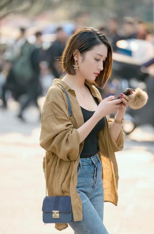  『短发』内扣式短发配外披小风衣 谁说短发女生不能性感和可爱