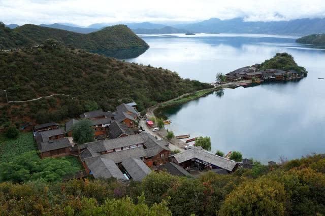 现国人都爱去国外旅游,但来华玩的老外比例却在降,原因发人深省