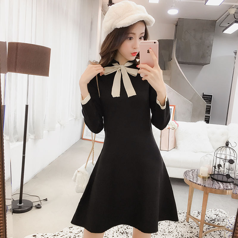 小姐姐,你真会打扮!穿这样的洋气秋装,可爱时尚完全藏不住