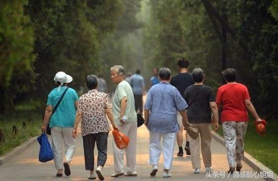 李嘉诚:未来房子可能不值钱?3个观点指引楼市