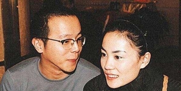 『风华绝代』不老女神!38张王菲的珍贵老照片曝光,真的是天生丽质,风华绝代