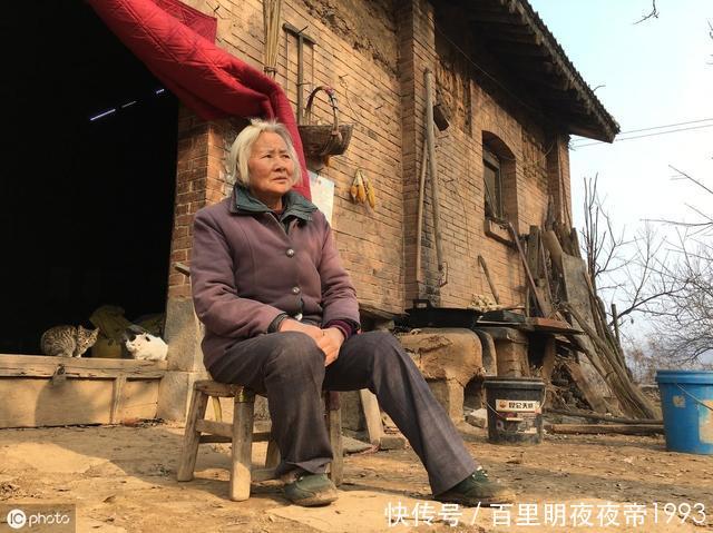  去世：再过几十年，留守老人都去世了，那农村会怎么样？