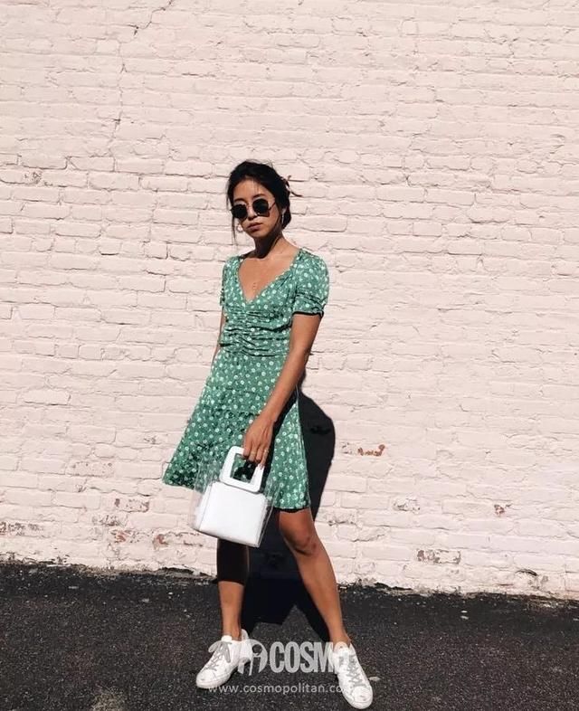 郑素敏这条小绿裙是下一个爆款没错了