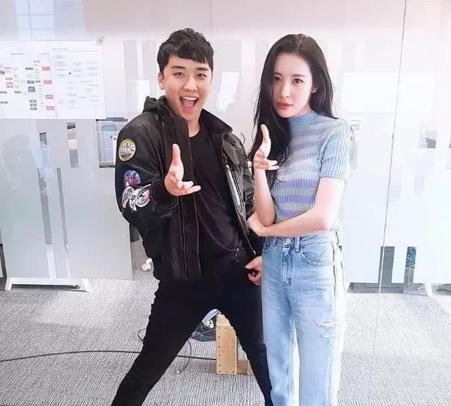 真火了，韩国第一腿精宣美身材不得了，泳衣穿成这效果，不火见怪