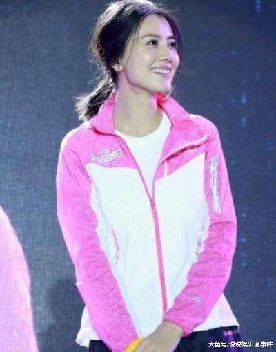 高圆圆真敢穿!上半身少女，下半身欲女，网友:太羡慕赵又廷了!