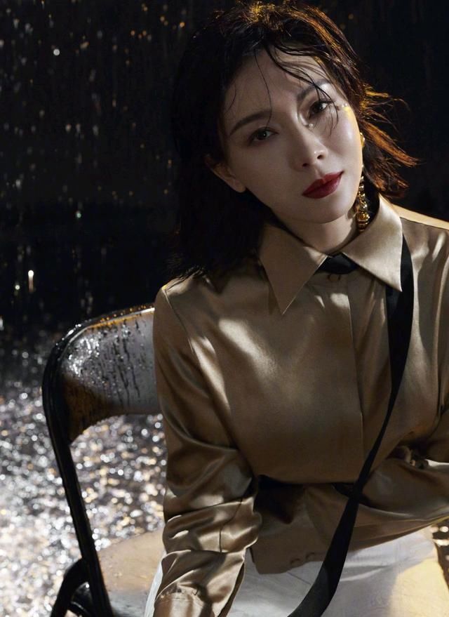  [气质]穿出一个女人的气质,是能让众多女神爱不释手