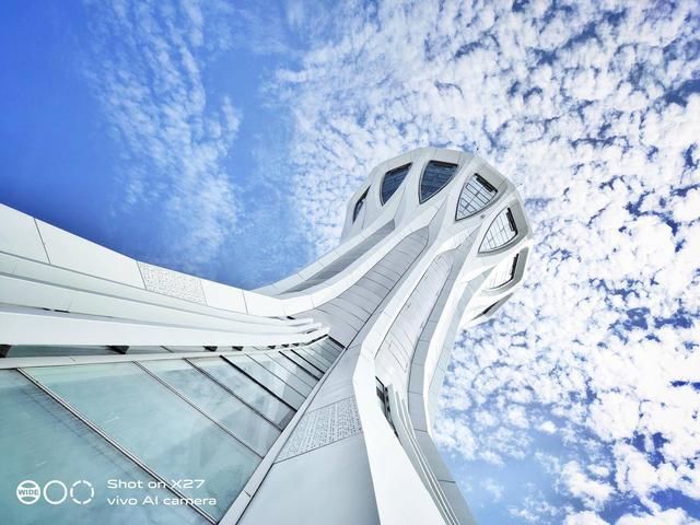 鉴赏新七大奇迹：vivo X27带你感受大兴国际机场的美